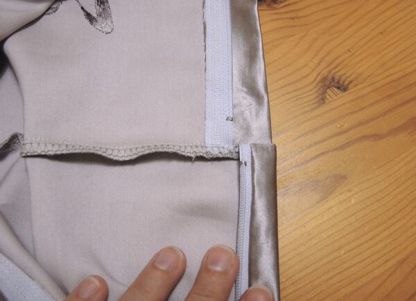 how to sew a pillowcase