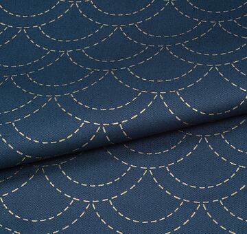 Cotton sashiko fabric with wash-out waves pattern, indigo blue